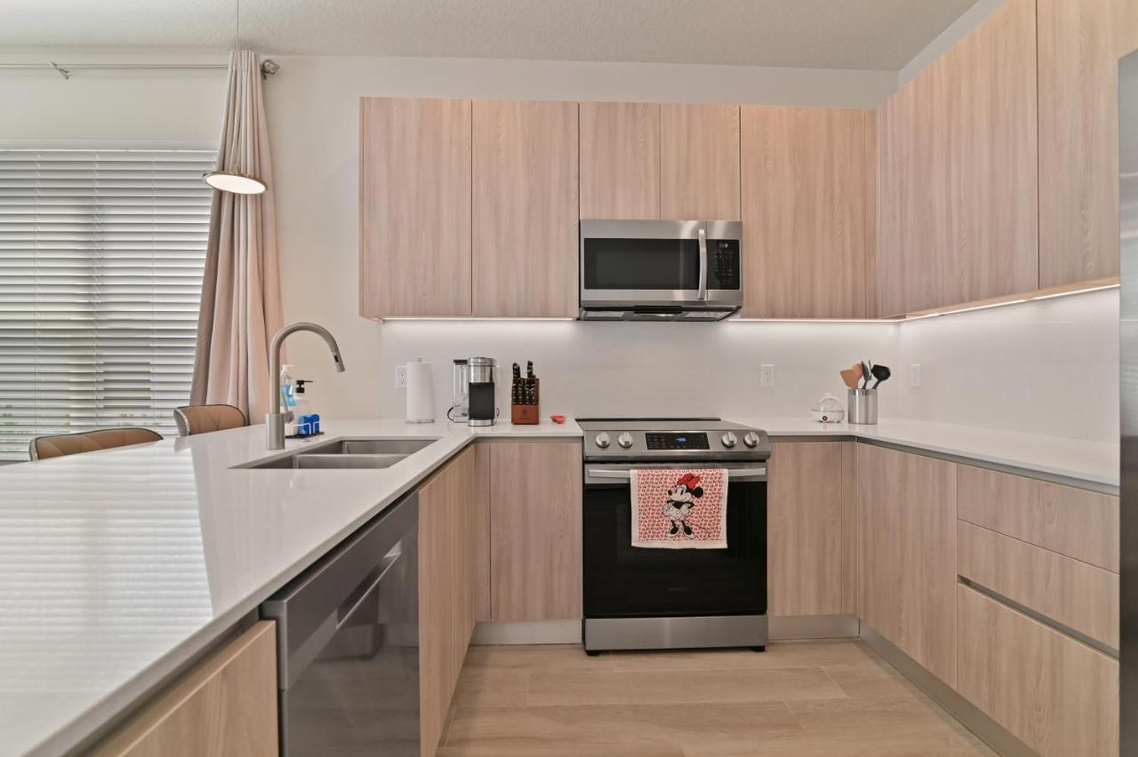 New Modern & Spacious Townhouse Near Disney - 4Br And 3Fb Orlando Exterior photo