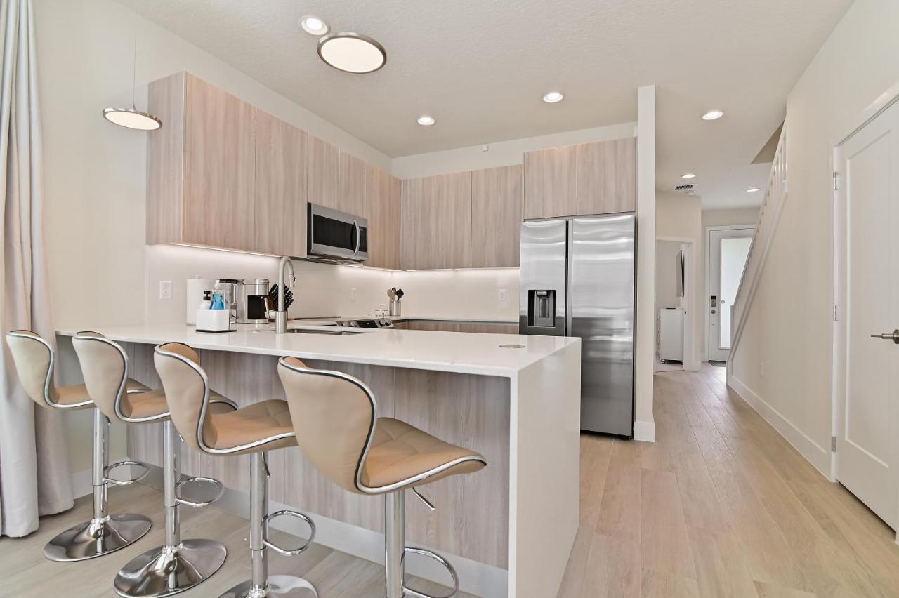 New Modern & Spacious Townhouse Near Disney - 4Br And 3Fb Orlando Exterior photo